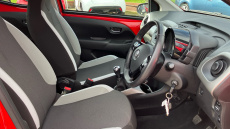Toyota Aygo 1.0 VVT-i X-Play 5dr Petrol Hatchback